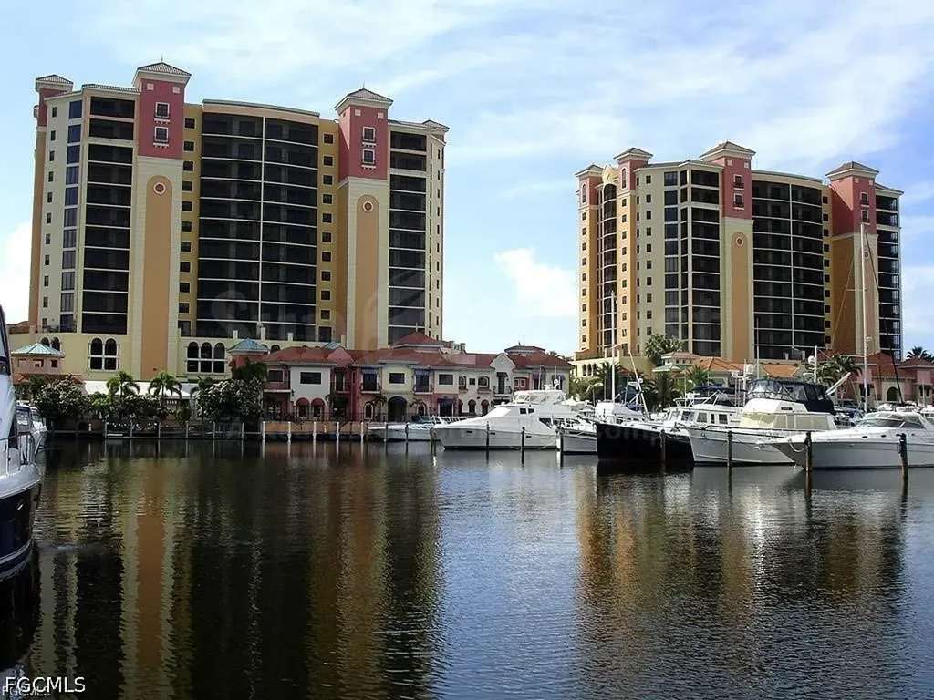124 SE 31st Street Cape Coral FL 33904