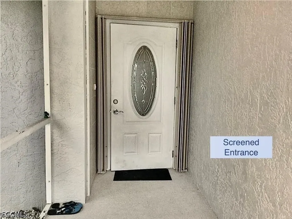 124 SE 31st Street Cape Coral FL 33904