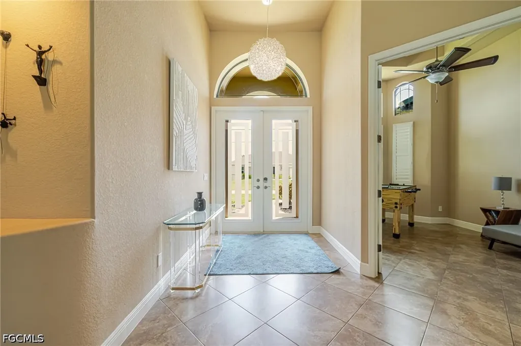 2832 SW 26th Avenue Cape Coral FL 33914