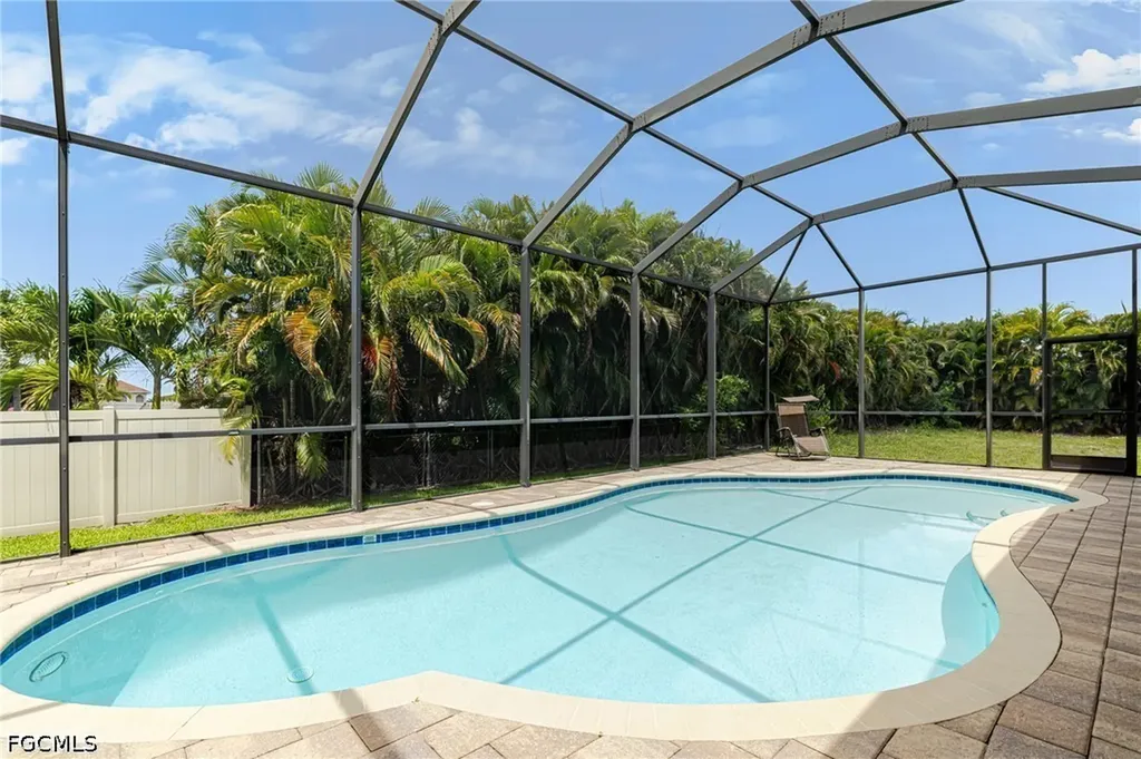 2832 SW 26th Avenue Cape Coral FL 33914