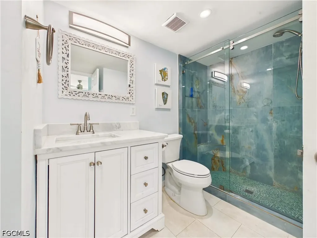 300 Valley Stream Drive Naples FL 34113