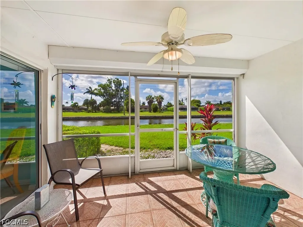 300 Valley Stream Drive Naples FL 34113