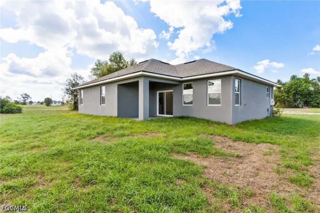 8 Cleat Court Placida FL 33946