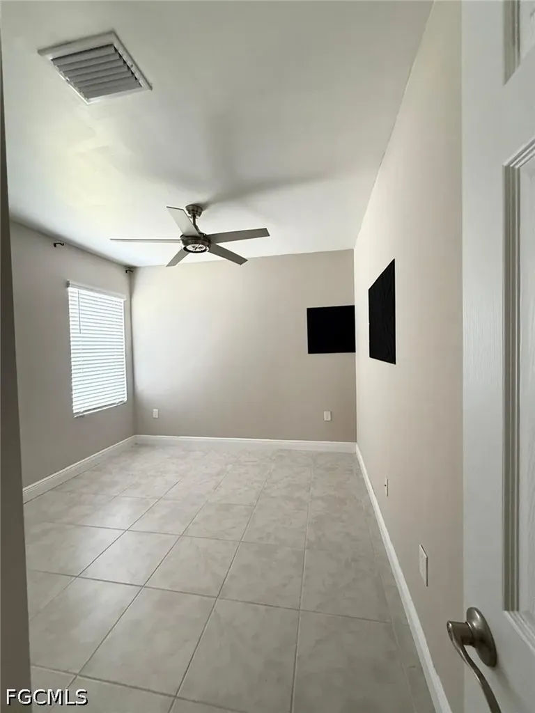 635 NE 6th Place Cape Coral FL 33909