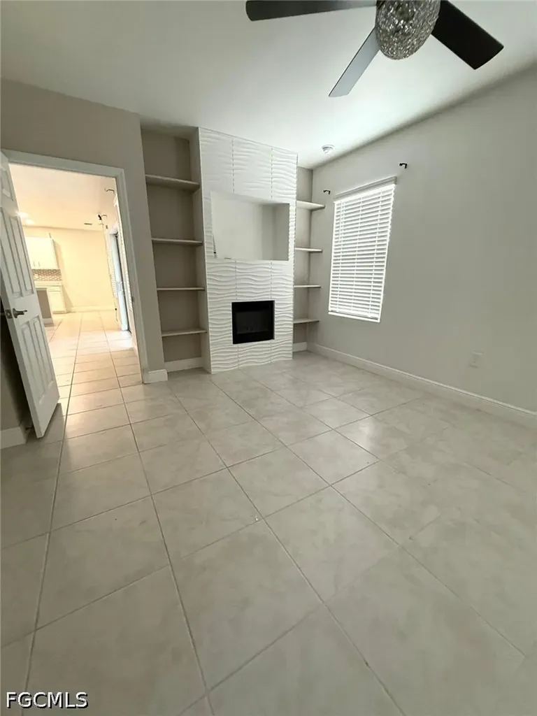 635 NE 6th Place Cape Coral FL 33909