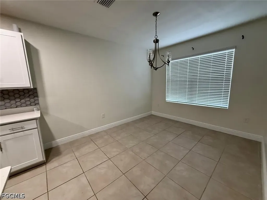 635 NE 6th Place Cape Coral FL 33909