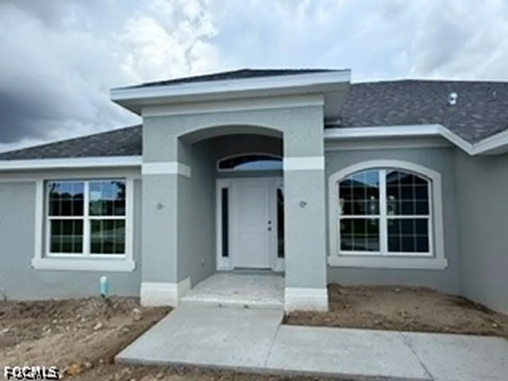 2833 NW 21st Place Cape Coral FL 33993