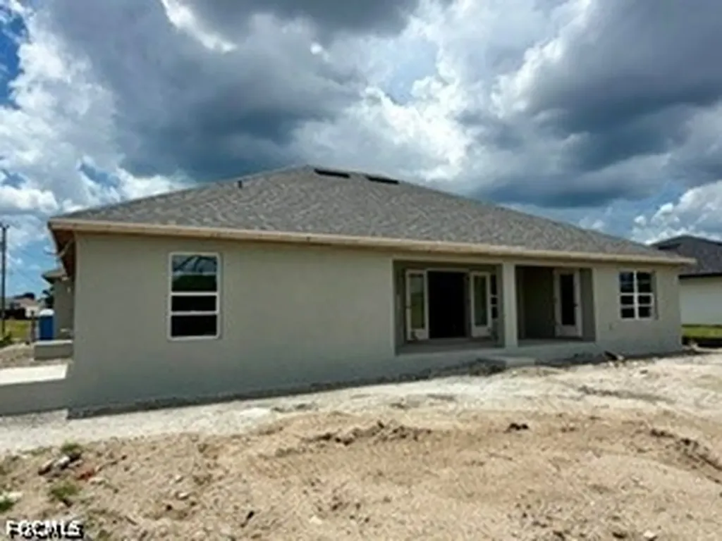 2833 NW 21st Place Cape Coral FL 33993