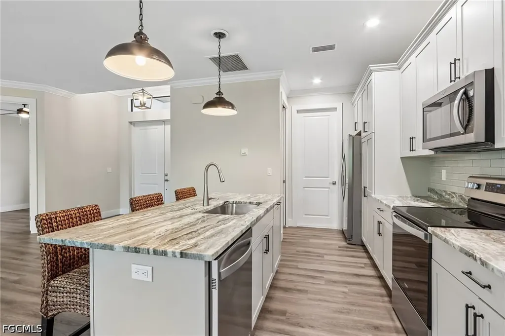 2009 Savona Parkway W Cape Coral FL 33914