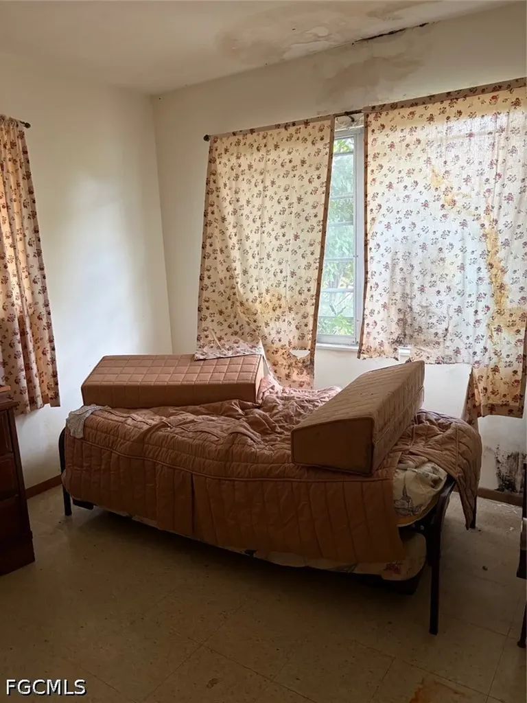 301 Rushmore Avenue N Lehigh Acres FL 33936