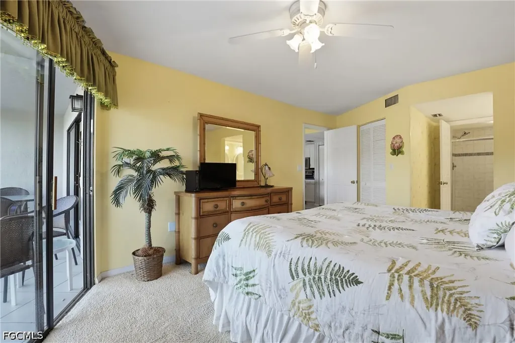 460 Fox Haven Drive Naples FL 34104