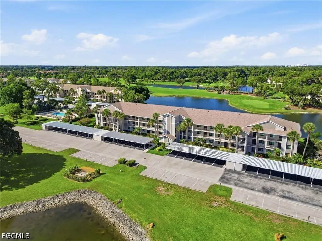 460 Fox Haven Drive Naples FL 34104