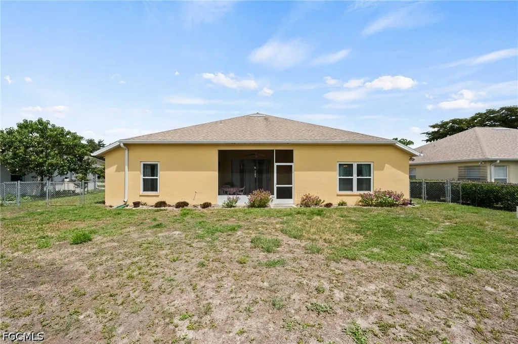 1520 Honor Court Lehigh Acres FL 33971