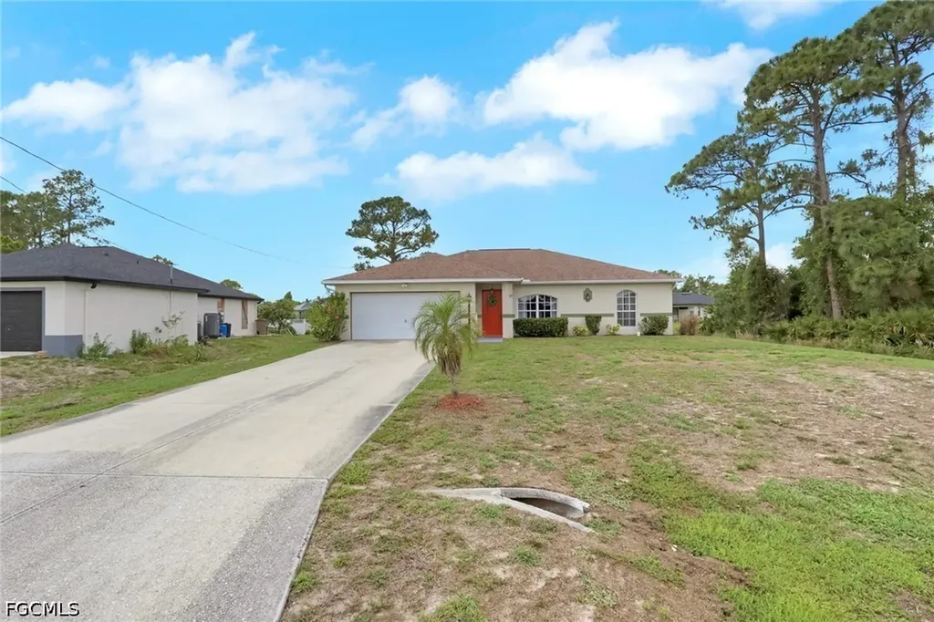 1013 Acroft Avenue Lehigh Acres FL 33971