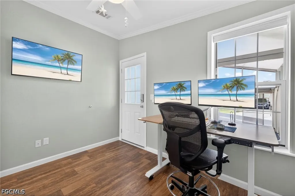 39 Channel Lane Fort Myers FL 33905