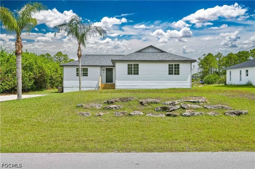 2912 28th Street W Lehigh Acres FL 33971