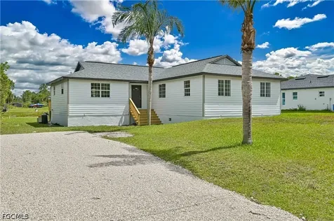 2912 28TH Street W Lehigh Acres FL 33971