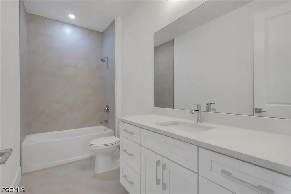 426 NW 3rd Terrace Cape Coral FL 33993