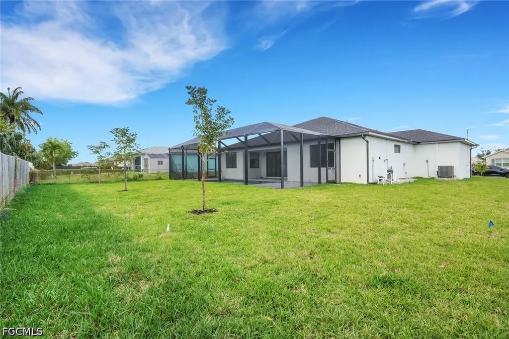426 NW 3rd Terrace Cape Coral FL 33993