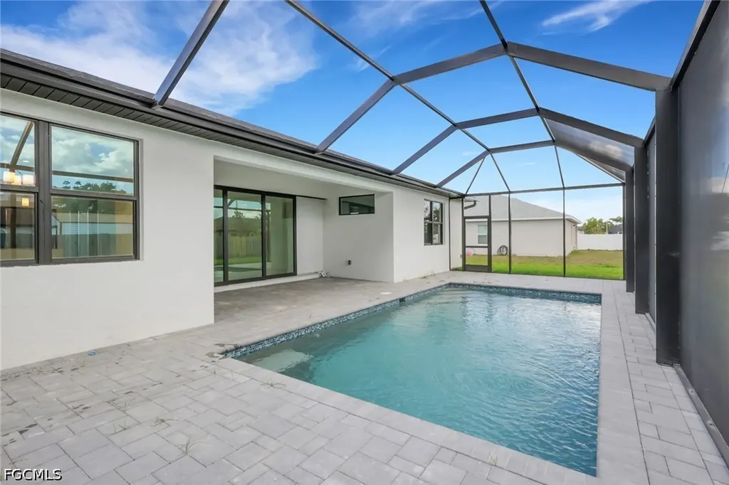 426 NW 3rd Terrace Cape Coral FL 33993