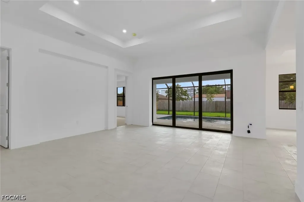 426 NW 3rd Terrace Cape Coral FL 33993