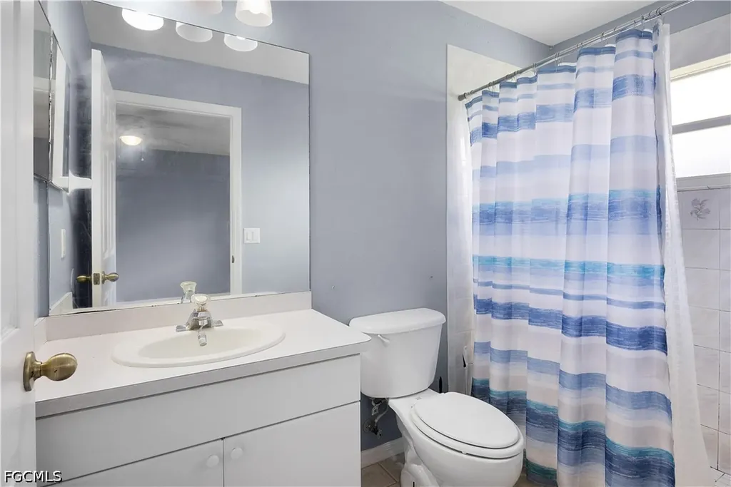 524 NE 24th Place Cape Coral FL 33909