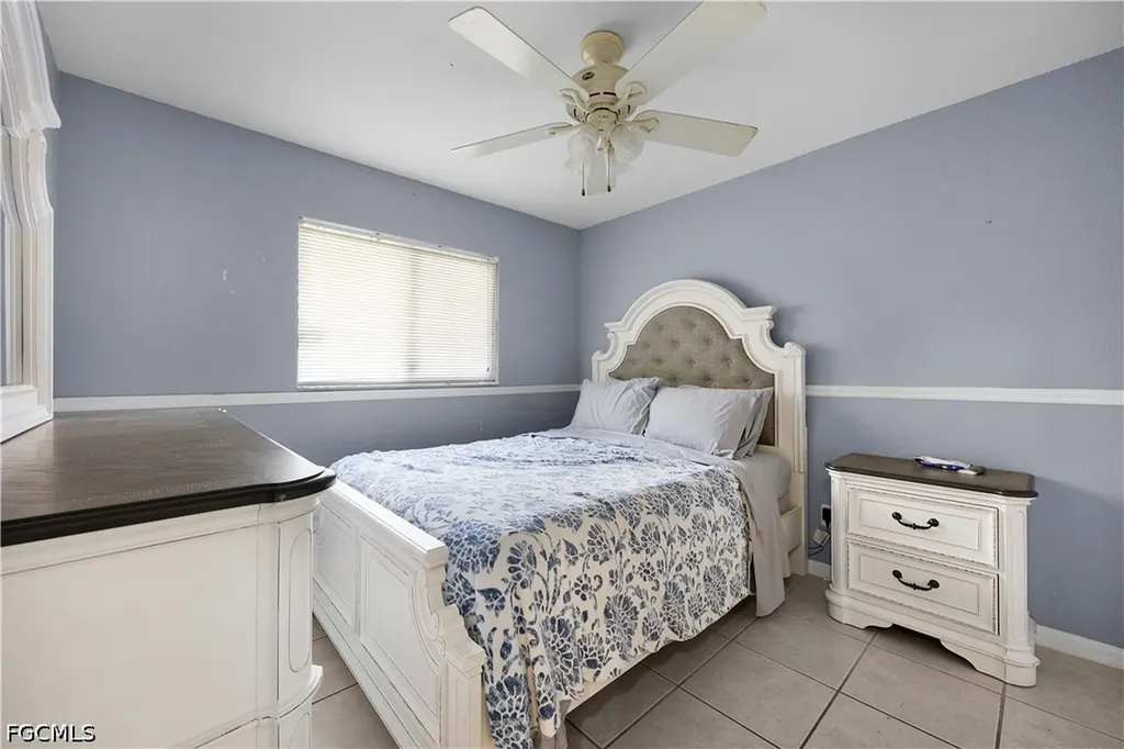 524 NE 24th Place Cape Coral FL 33909