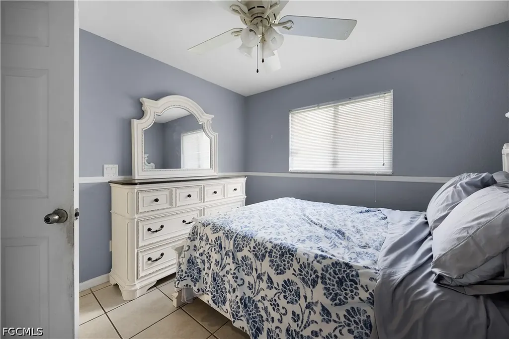 524 NE 24th Place Cape Coral FL 33909