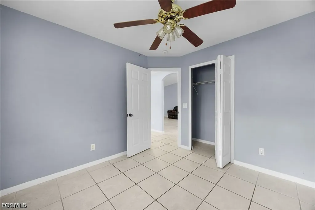 524 NE 24th Place Cape Coral FL 33909