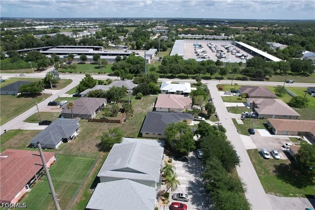 524 NE 24th Place Cape Coral FL 33909