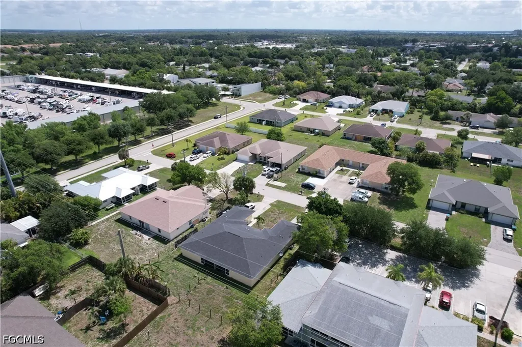524 NE 24th Place Cape Coral FL 33909