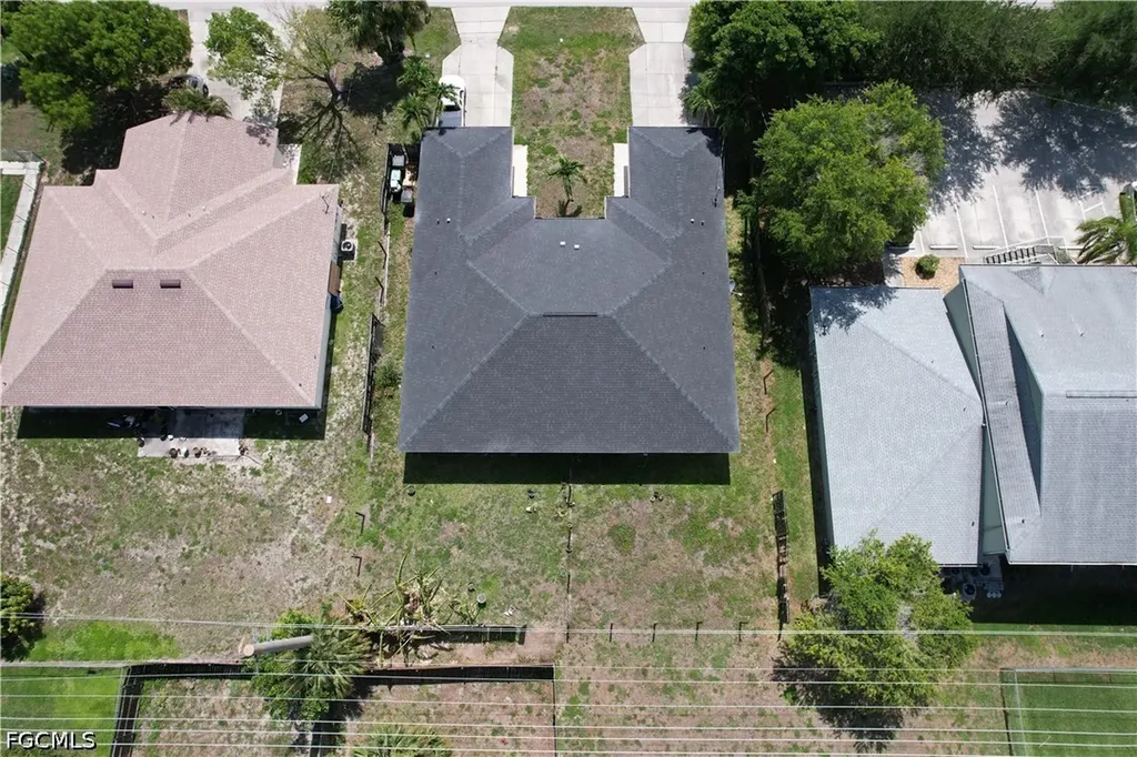 524 NE 24th Place Cape Coral FL 33909