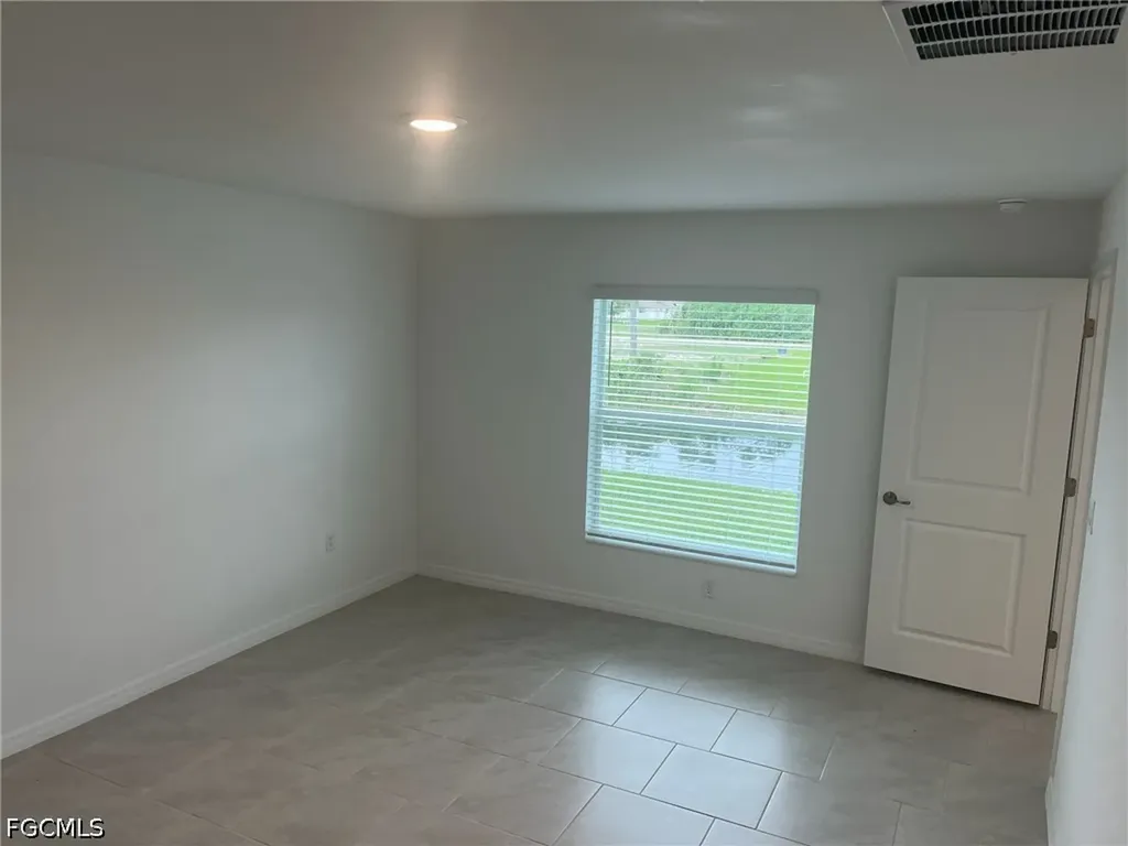 3924 NE 17th Avenue Cape Coral FL 33909