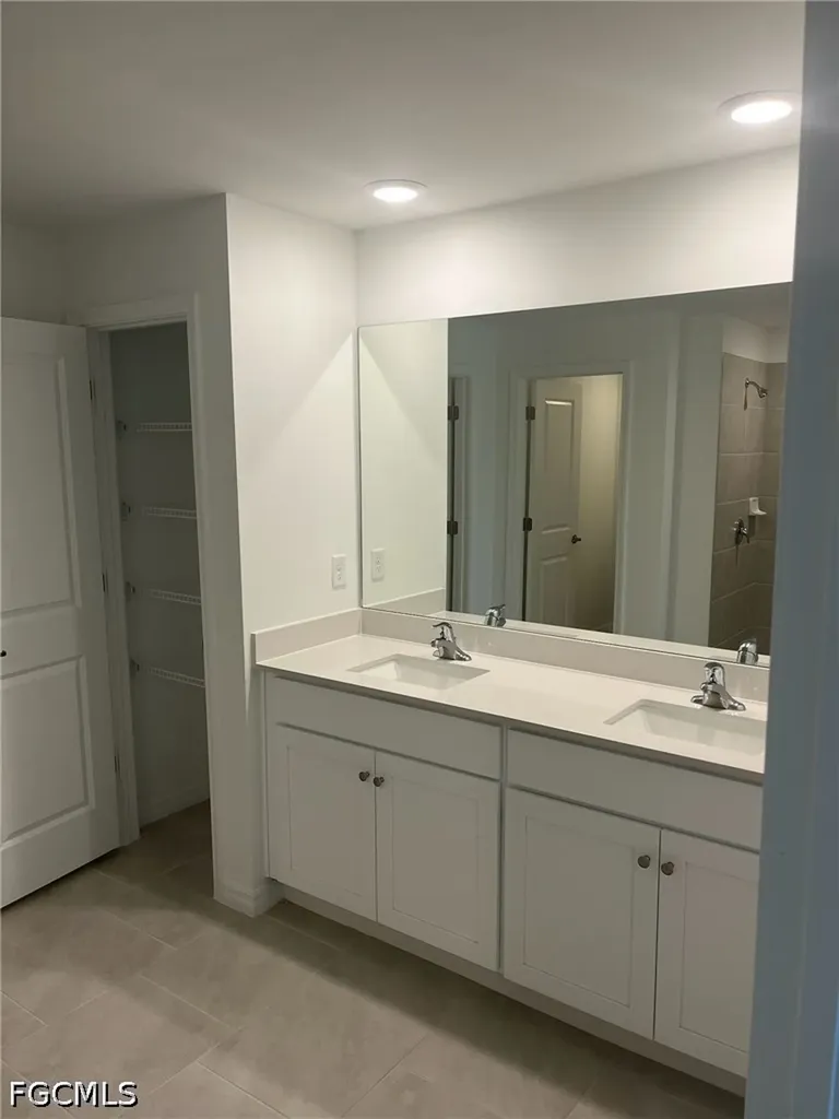 3924 NE 17th Avenue Cape Coral FL 33909