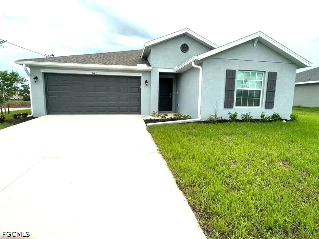 3924 NE 17th Avenue Cape Coral FL 33909