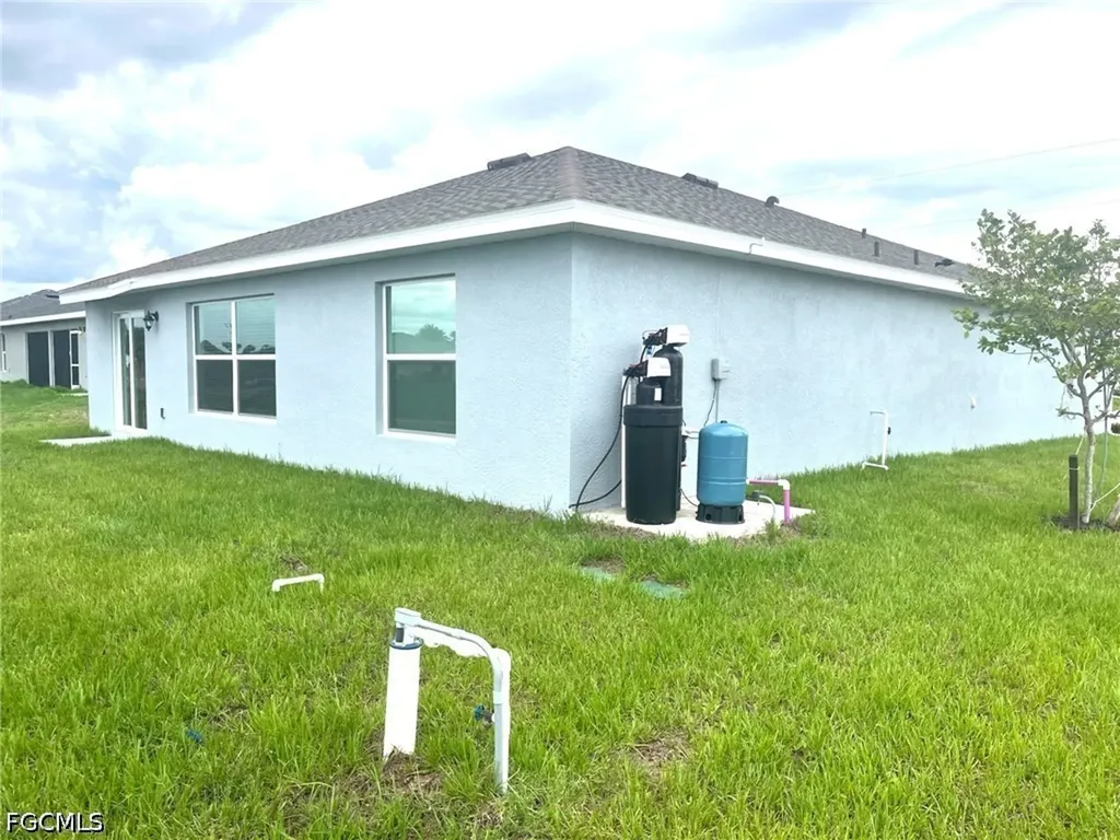 3924 NE 17th Avenue Cape Coral FL 33909