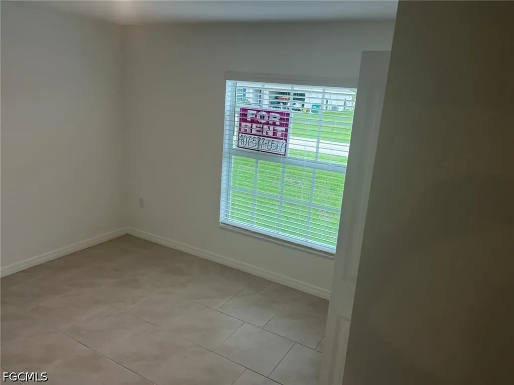 3924 NE 17th Avenue Cape Coral FL 33909