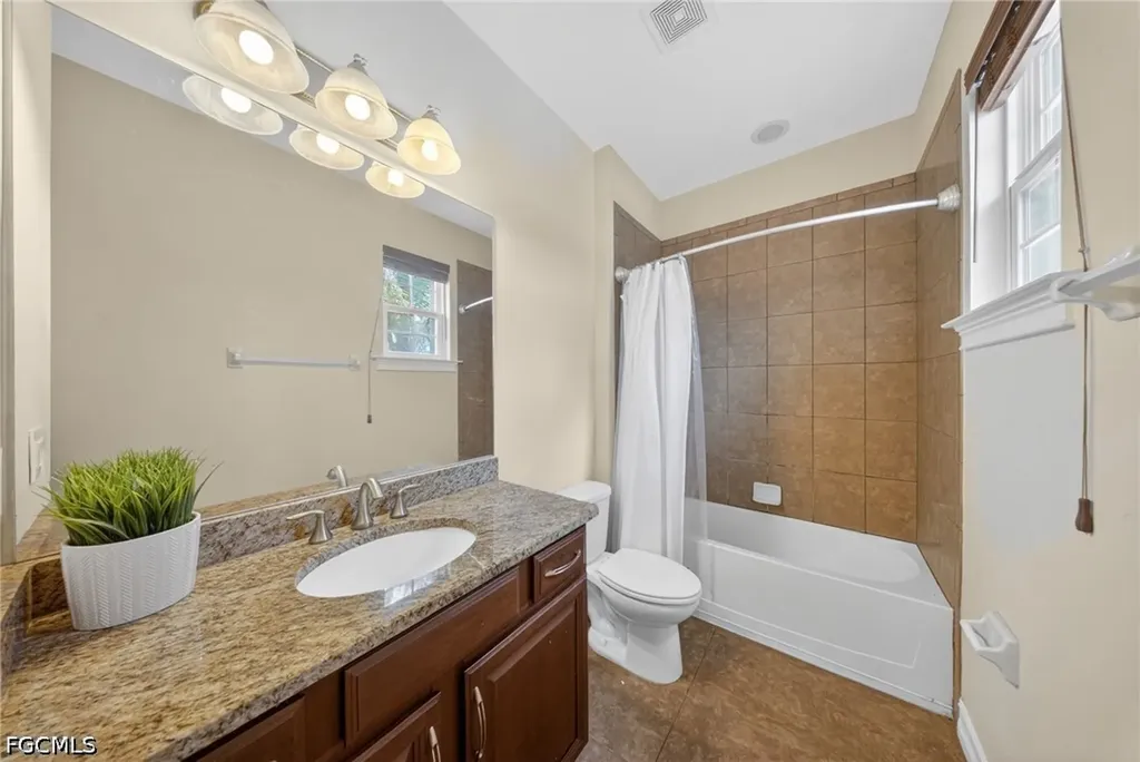 3330 Banyon Hollow Loop North Fort Myers FL 33903