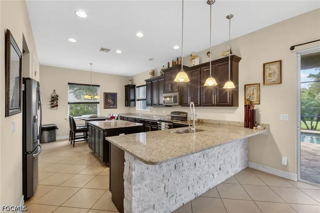 3330 Banyon Hollow Loop North Fort Myers FL 33903