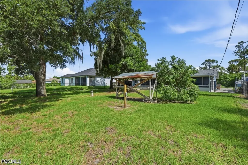 4711 4th Street W Lehigh Acres FL 33971