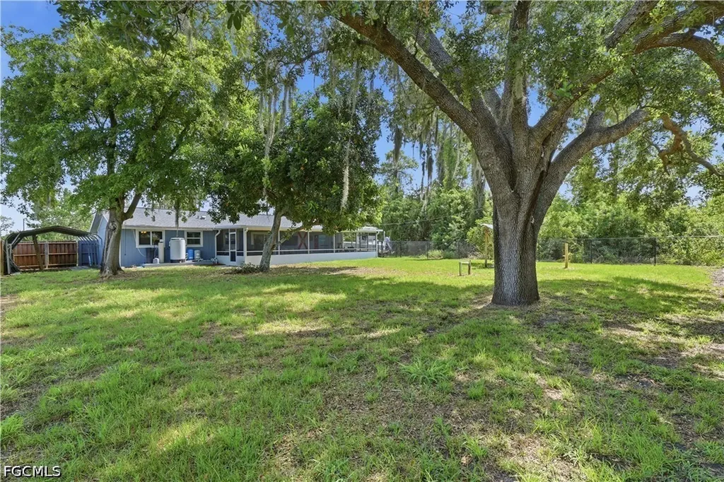 4711 4th Street W Lehigh Acres FL 33971