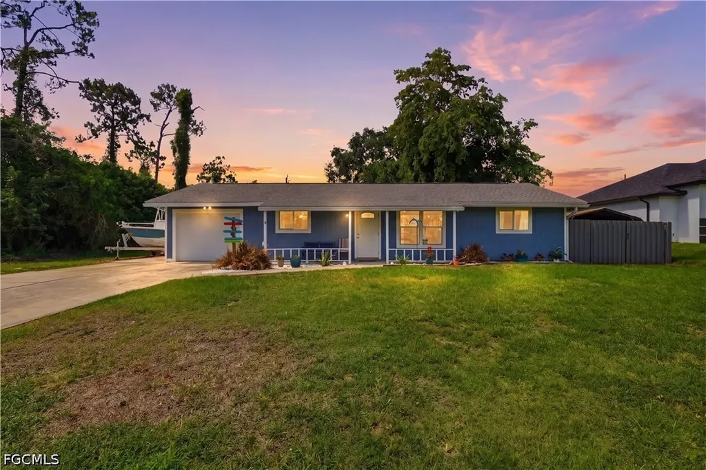 4711 4th Street W Lehigh Acres FL 33971