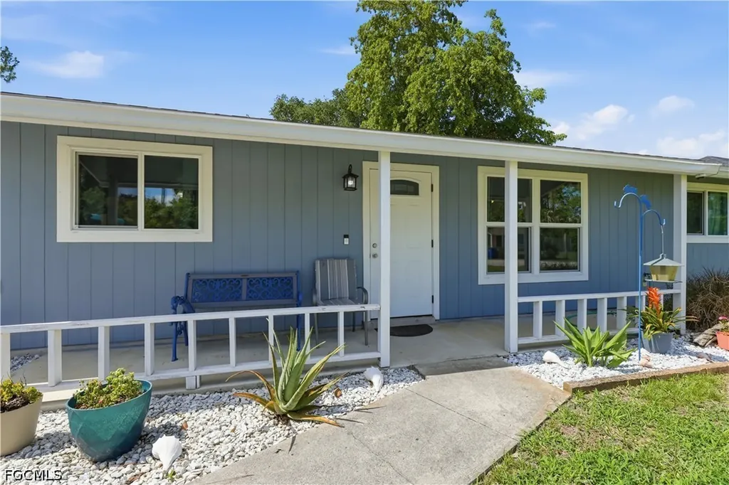 4711 4th Street W Lehigh Acres FL 33971