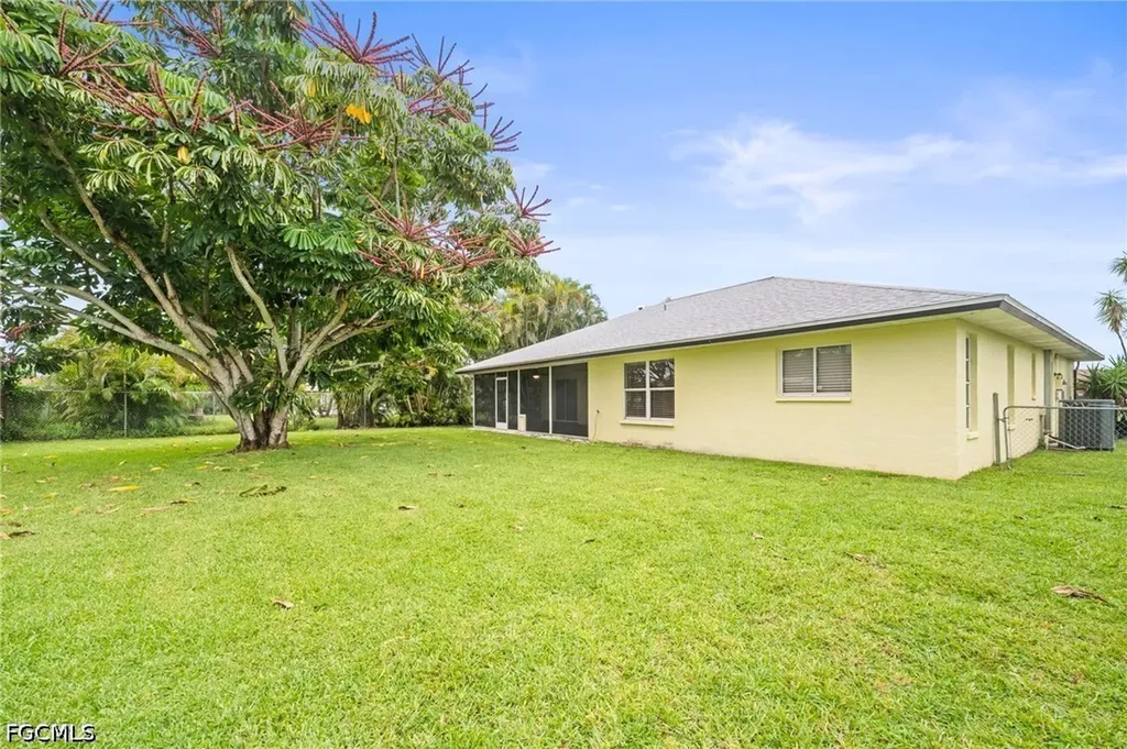 210 NE 10th Avenue Cape Coral FL 33909