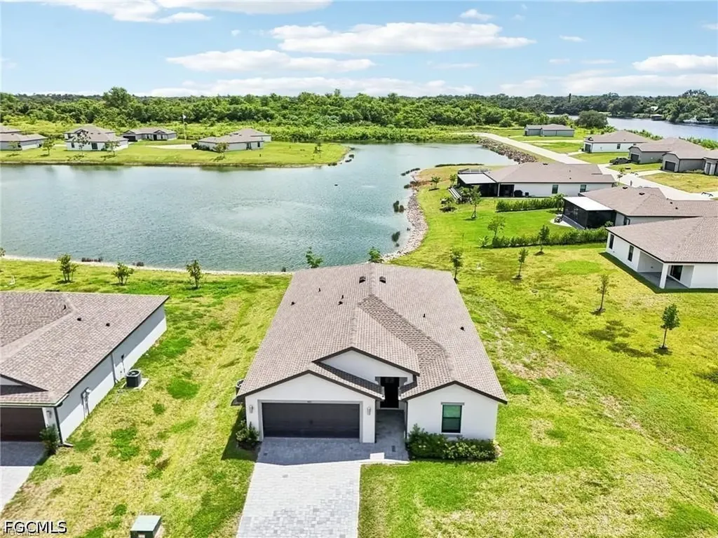 835 Gen D Macarthur Avenue Labelle FL 33935
