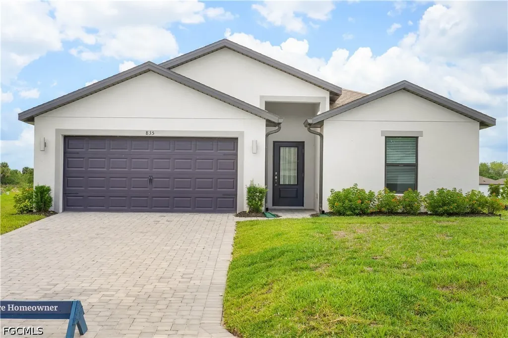 835 Gen D Macarthur Avenue Labelle FL 33935