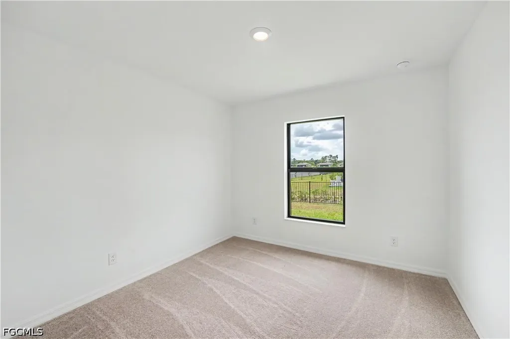 835 Gen D Macarthur Avenue Labelle FL 33935