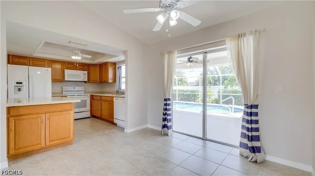 921 SE 35th Street Cape Coral FL 33904