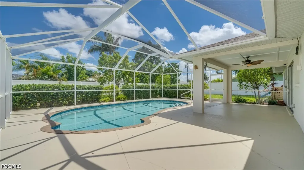 921 SE 35th Street Cape Coral FL 33904