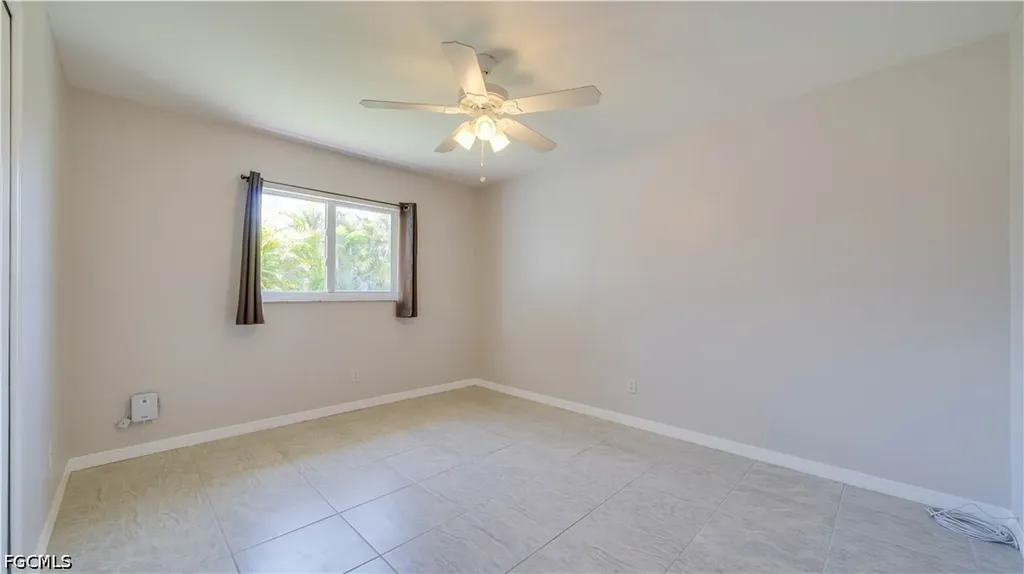 921 SE 35th Street Cape Coral FL 33904